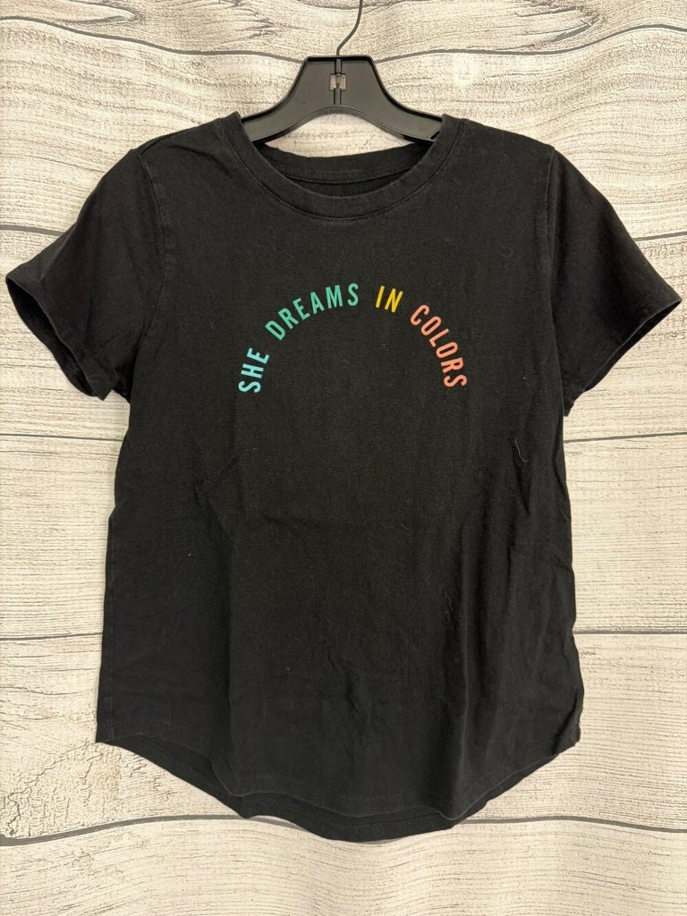 Old Navy Black "She Dreams In Colors" Graphic Tee Shirt Size S